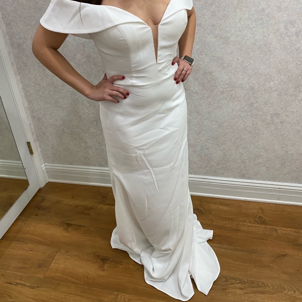 Wedding dress